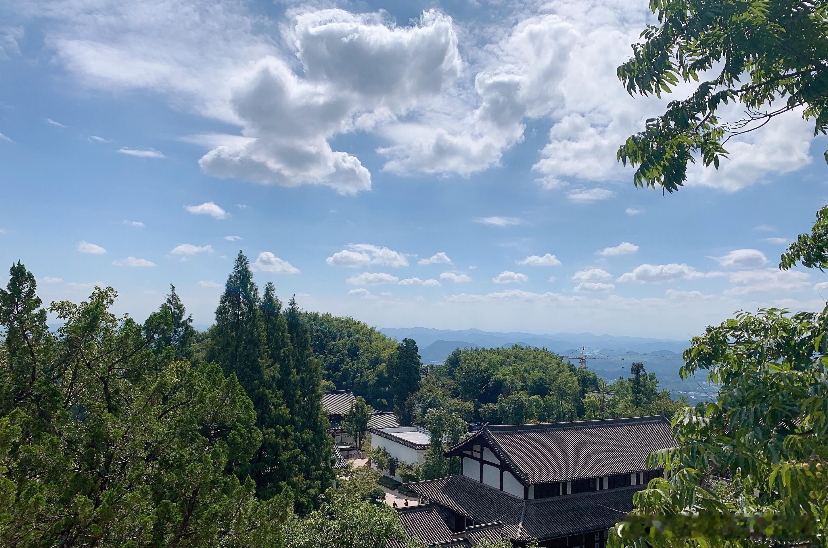 愿国泰民安🙏这几年深刻地意识到，只有大家好，一个个小家才有可能跟着好～ ​​​