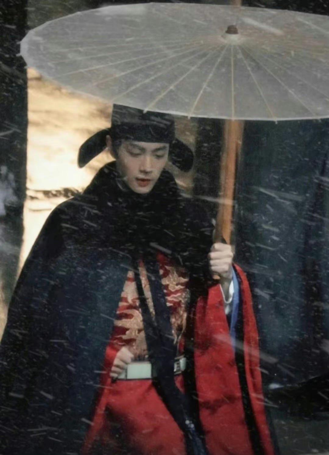 传说横店大雪必出爆剧！曾经《步步惊心》若曦在大雪中的场景直接封神了，再有就是《甄
