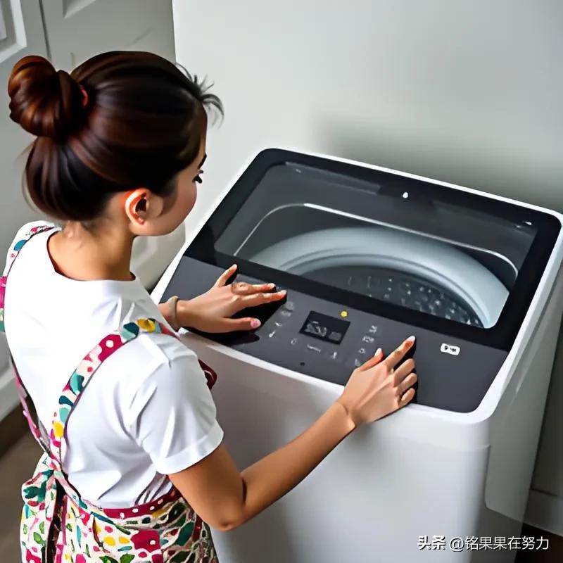 比如每个月那几天，不小心弄脏的内裤，泡也不是搓也不是，手都搓红了，印子还在那儿。