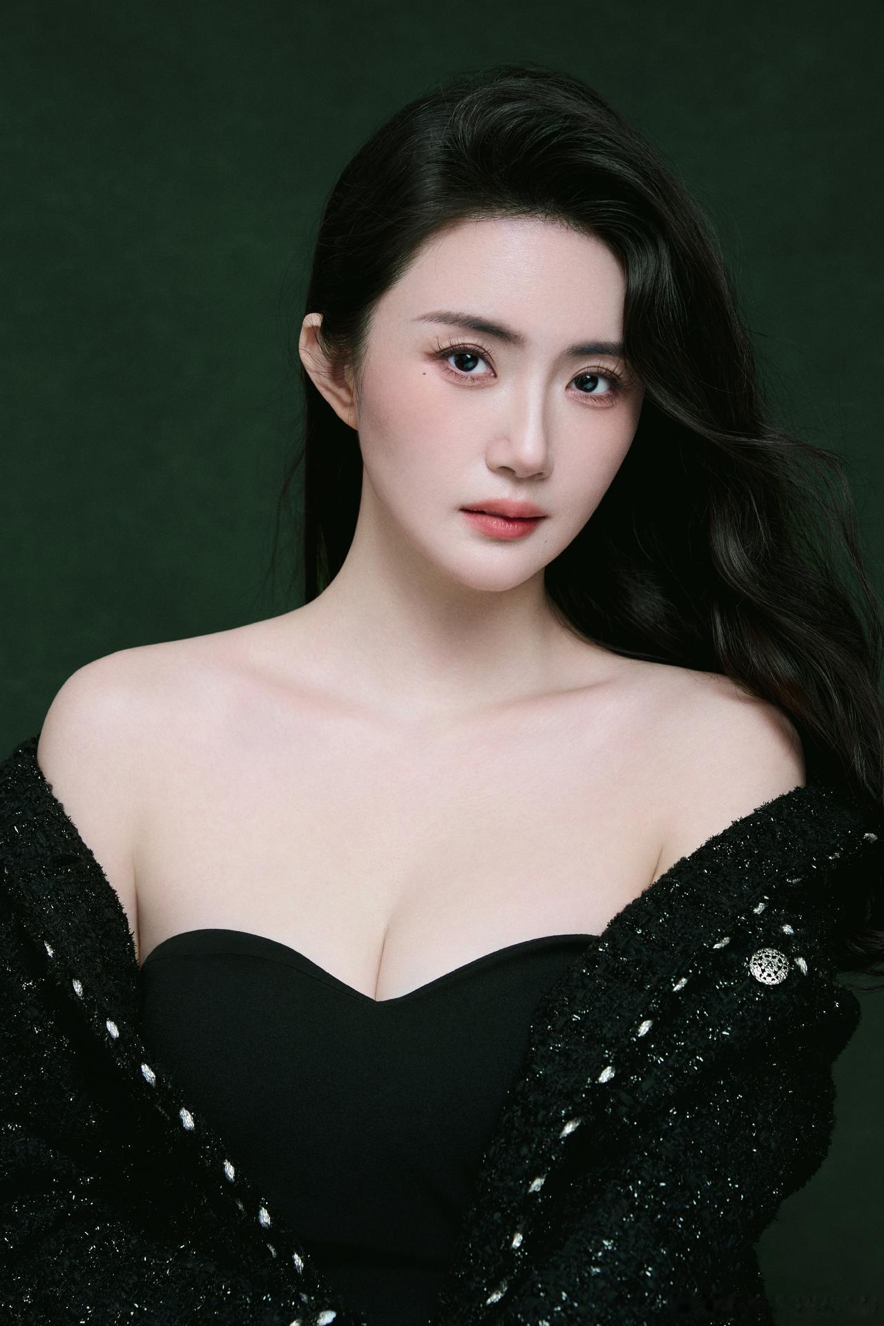 美女明星穿搭写真