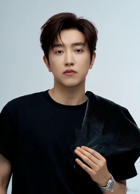 网红白冰偷税911.18万 近期，国家税务总局根据税收大数据分析，依法查处“探店