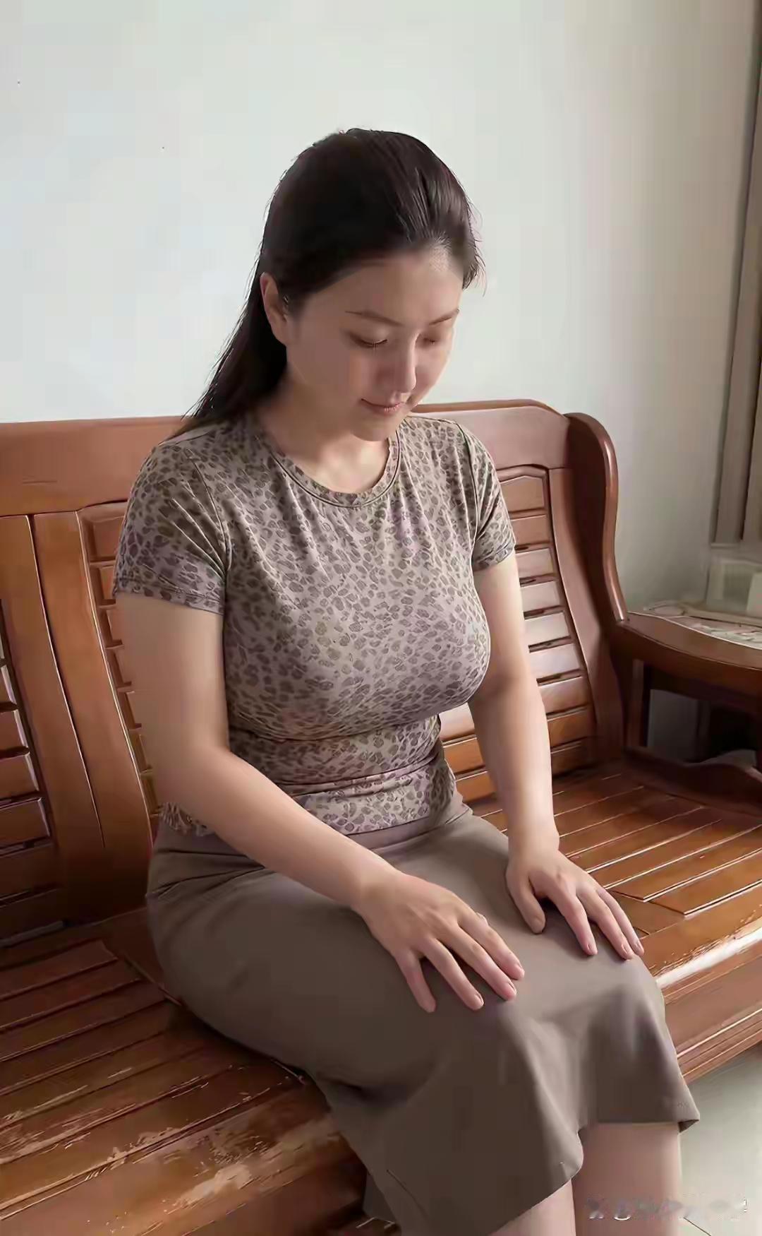 看起来，像个过日子的好女人，有她一生无所求