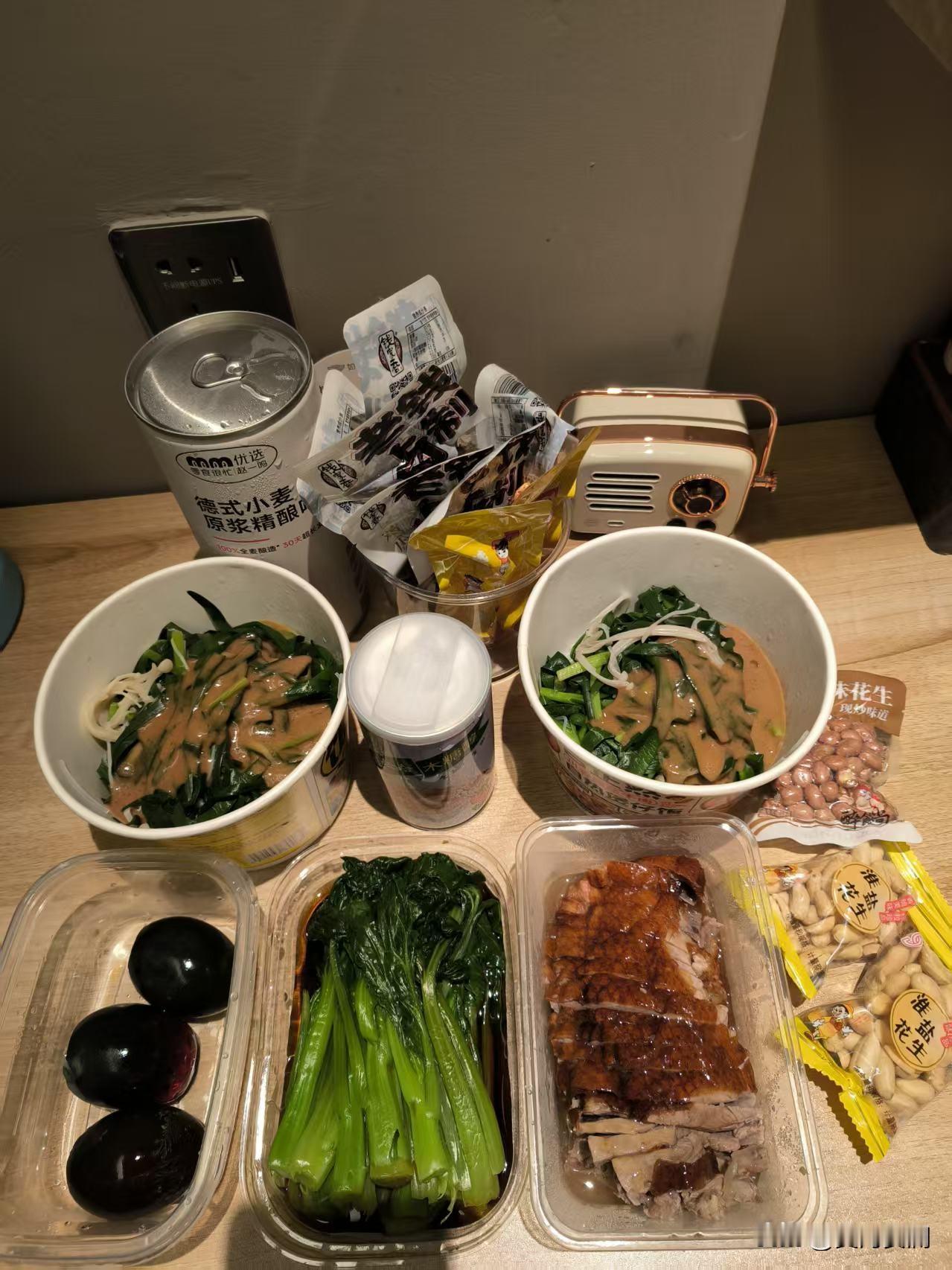 周末正值四九第一天，也是我来到茂名的第二天，品尝了《张华一品熟食店》2003年老