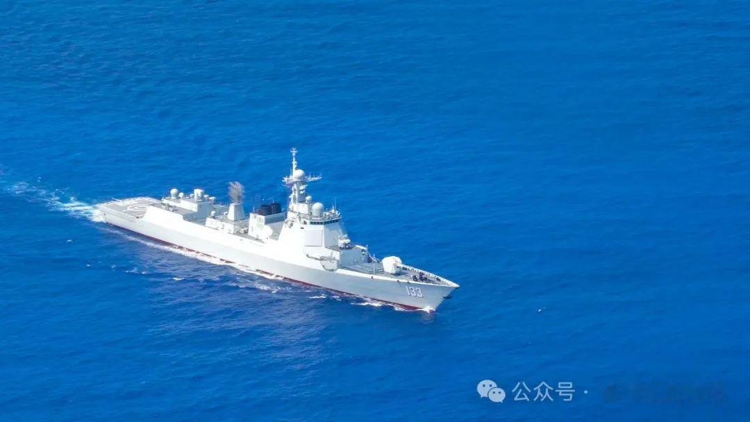 海军第47批护航编队起航赴亚丁湾  护航编队舰艇如下：包头舰，舷号133，是我国