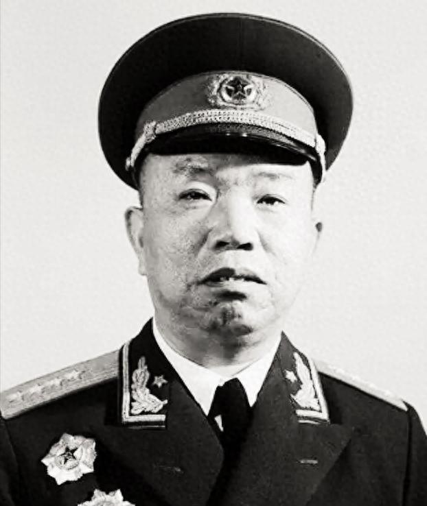 胡奇才被撤团政委，许世友托刘世模送话请求恢复职务，真相背后有哪些不为人知的故事？