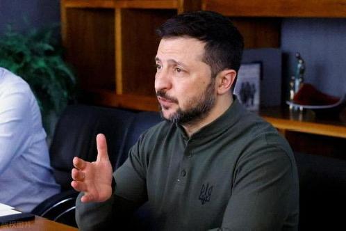 乌克兰最新‬动态，2025年12月21日，乌克兰总统泽连斯基在经过与挪威首相斯特