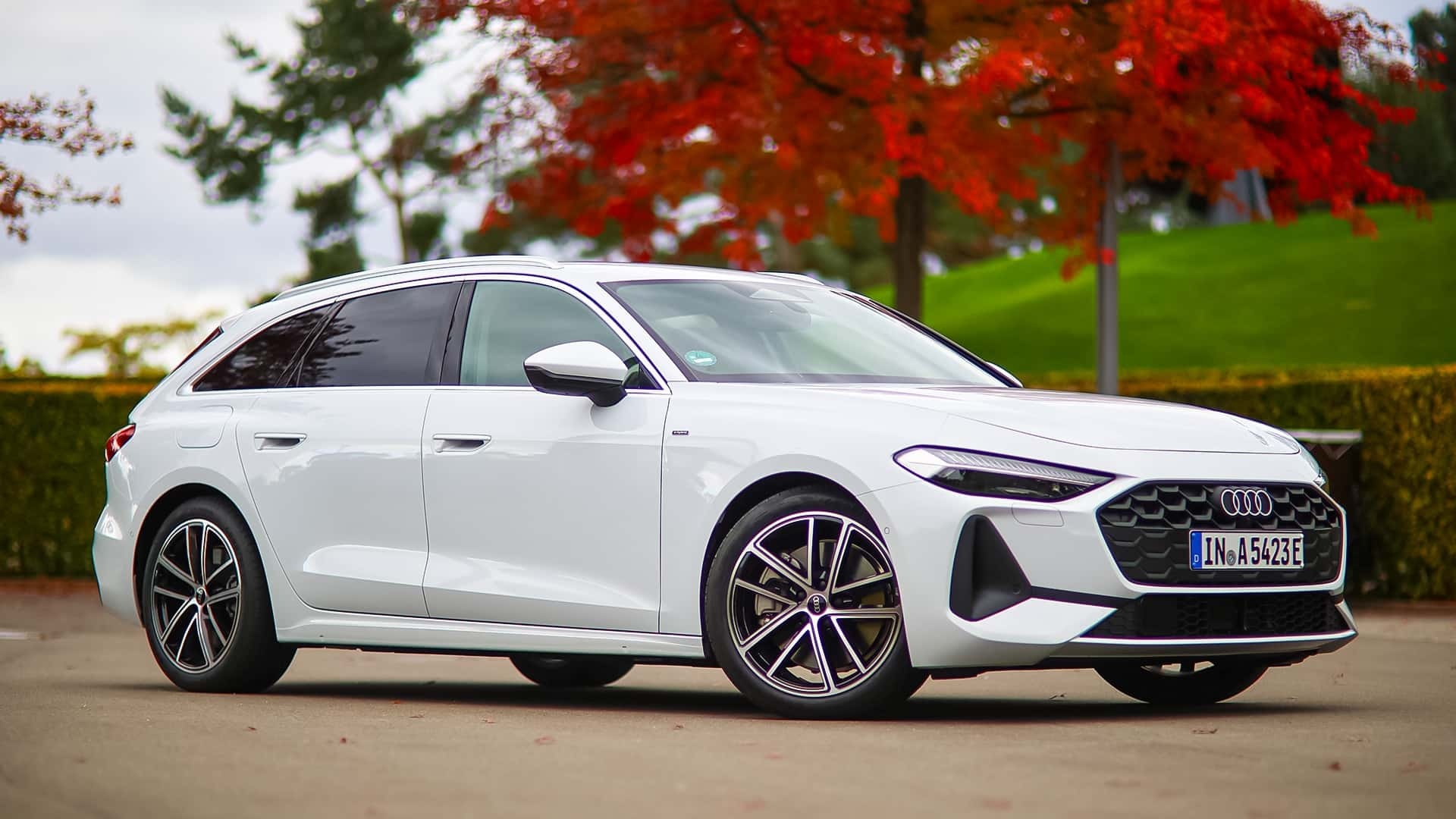 Audi A5 Avant e-hybrid (2025) ​​​
