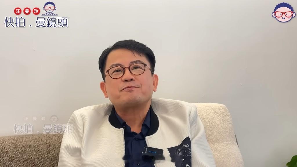 “细龟”黄一山小儿子北大硕士毕业，外形俊朗高出父母，大儿子身患罕见脑病61岁的黄