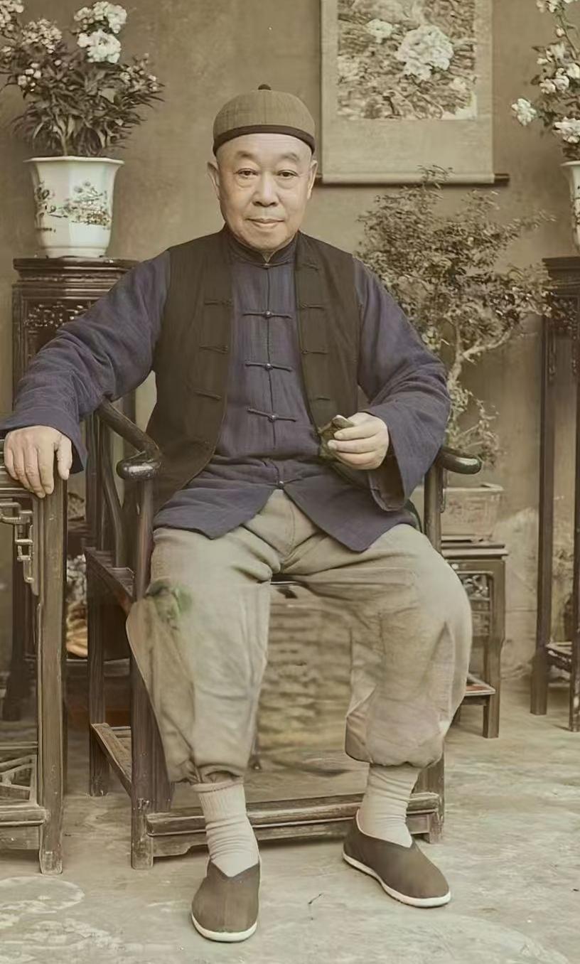 晒晒年代感的老照片网络太强大了！竟然翻出真实的“黄世仁”照片，这是真的吗？立等答