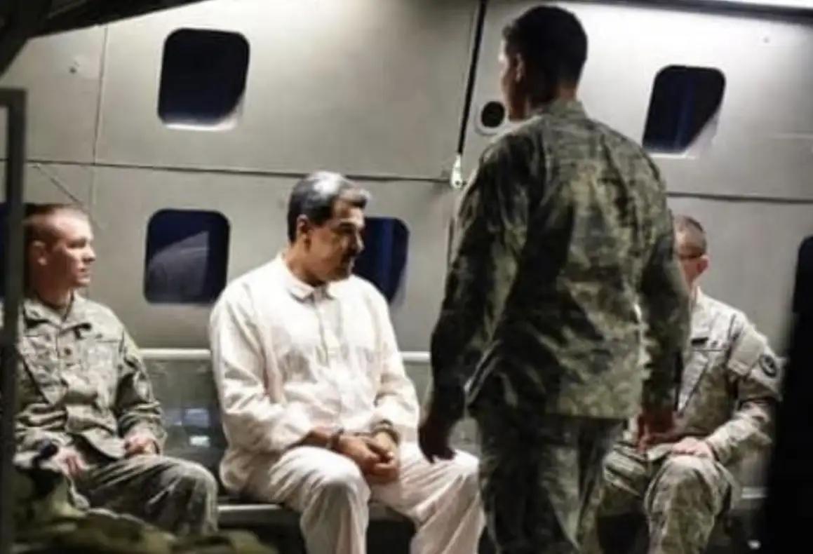 好多人对一国一把手动手深表震惊，这么玩让好多人始料未及
悍然对主权国家发动攻击，