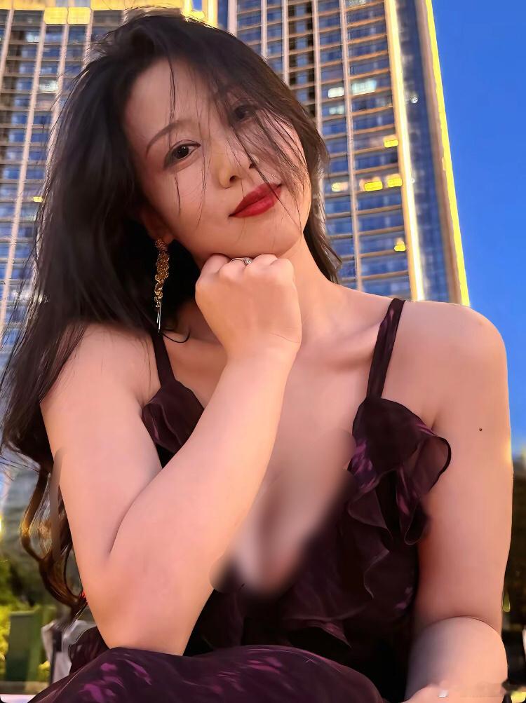 魅惑迷人小阿姨 ​​​