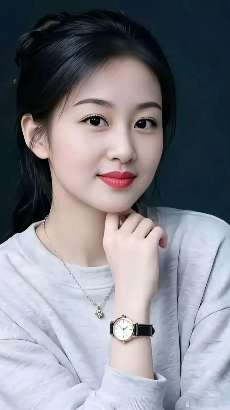 把自己找回来·默斋主人原创自由诗不必为谁的目光躬身不必把未说的“不”反复咽回胸口