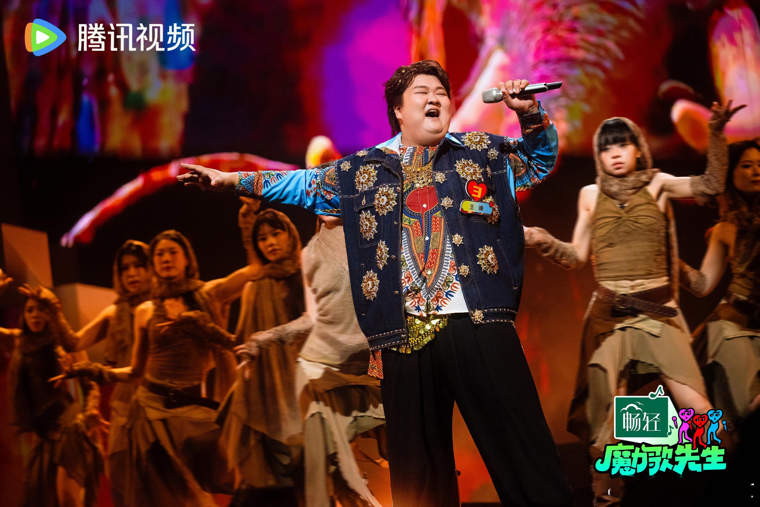 搜魔力歌嘉宾见证年度冠军诞生魔力歌先生收官高能不断！费宇涛黑马逆袭夺冠，王谦高音