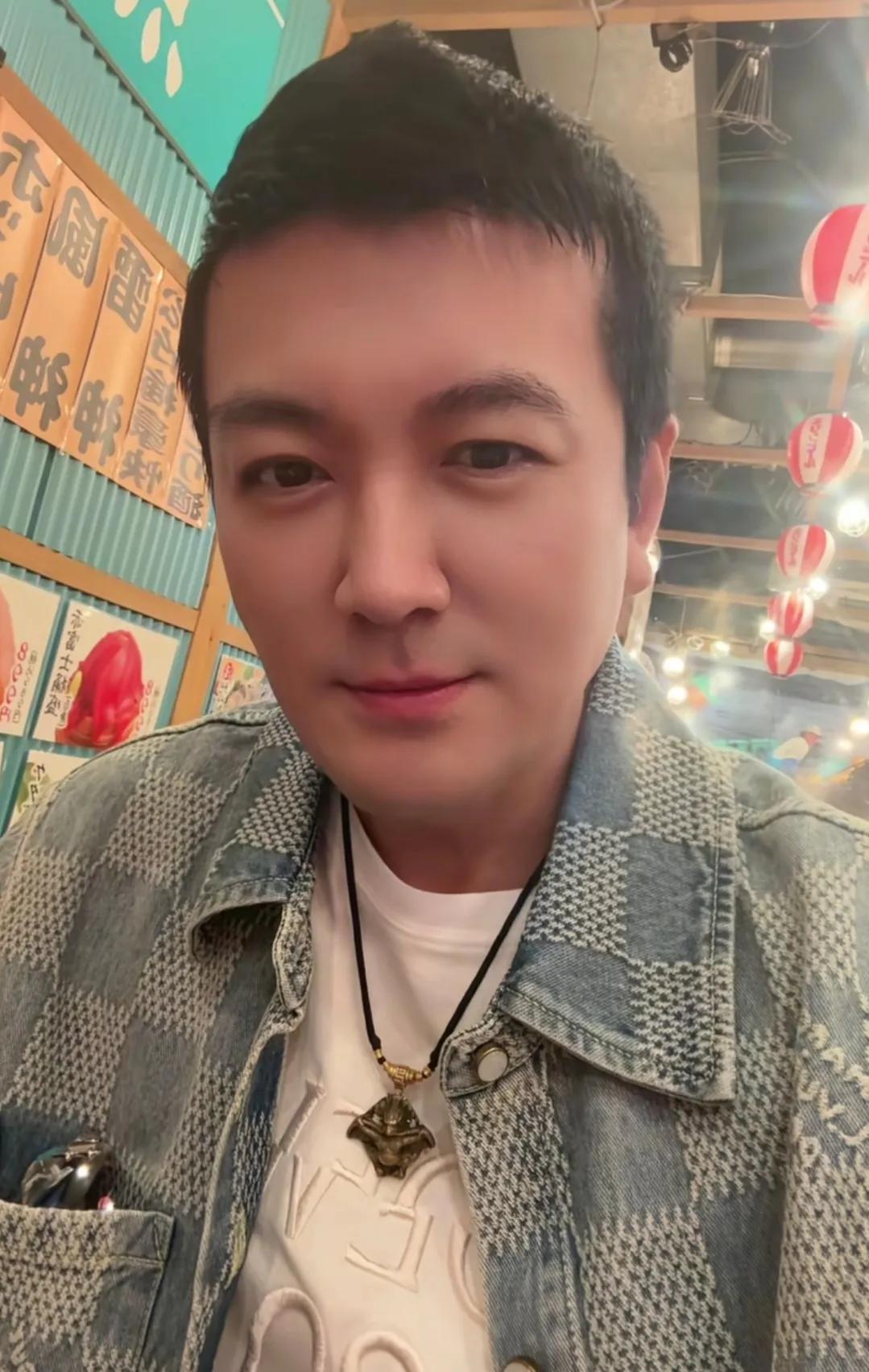 离婚7个月，杨子坦言还很爱很爱黄圣依，想复合……但，早知如此，何必当初？

有意