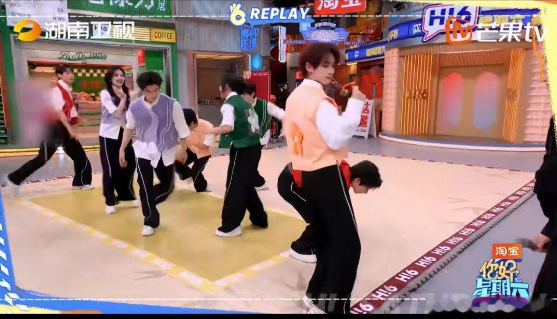 热舞抢夺赛笑点多，游戏环节体力满格！文韬承包欢乐惊喜🎊文韬跳舞没有功劳也有苦劳