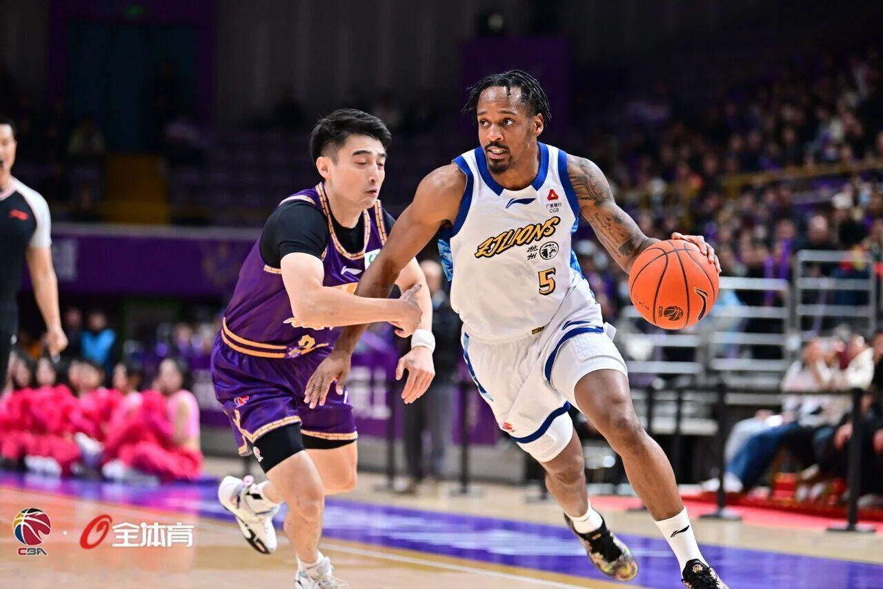 浙江广厦不知不觉7连胜了，最近16场他们只输掉1场。真正的强队最大的特点就是稳定