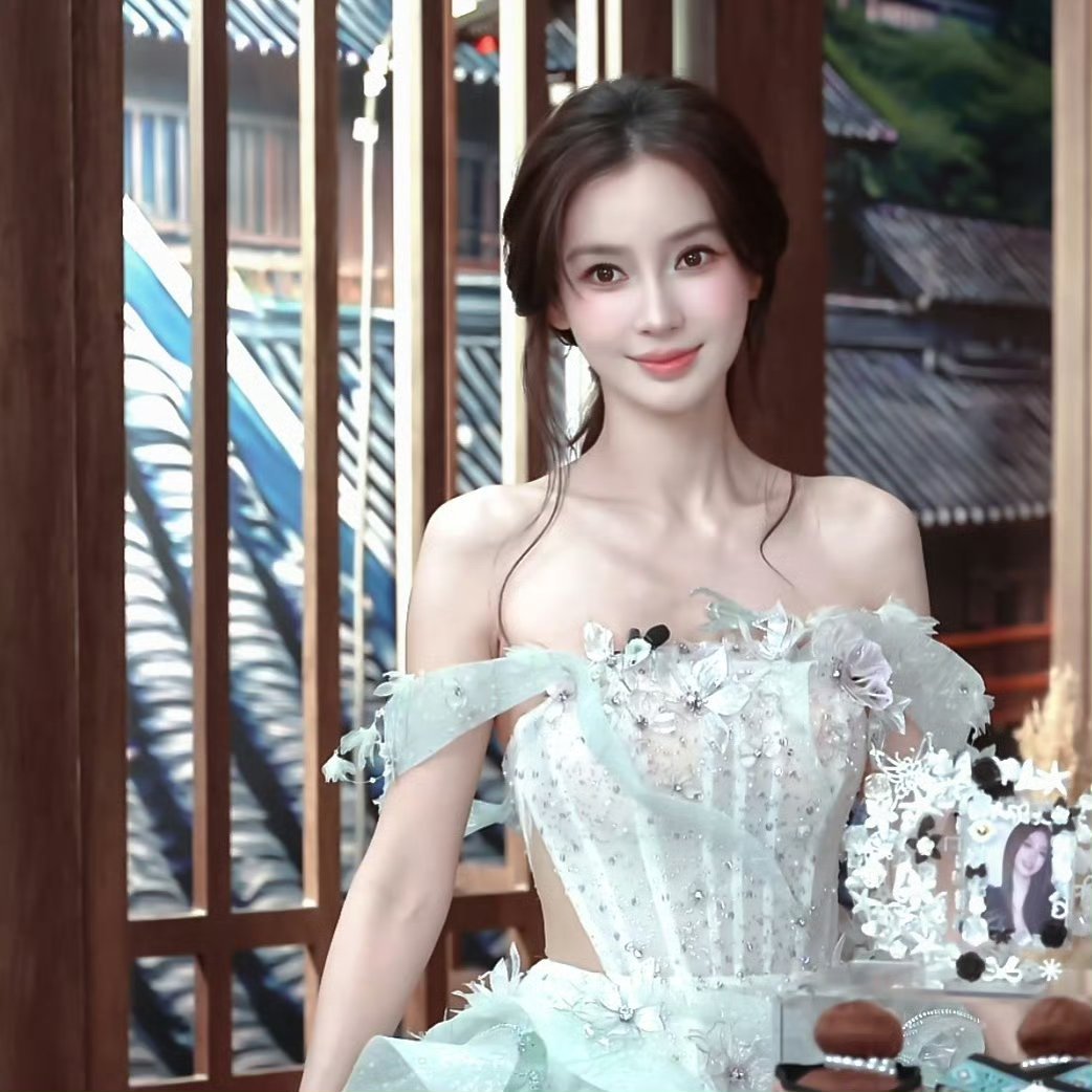 Angelababy像个小仙女仙女姐姐 