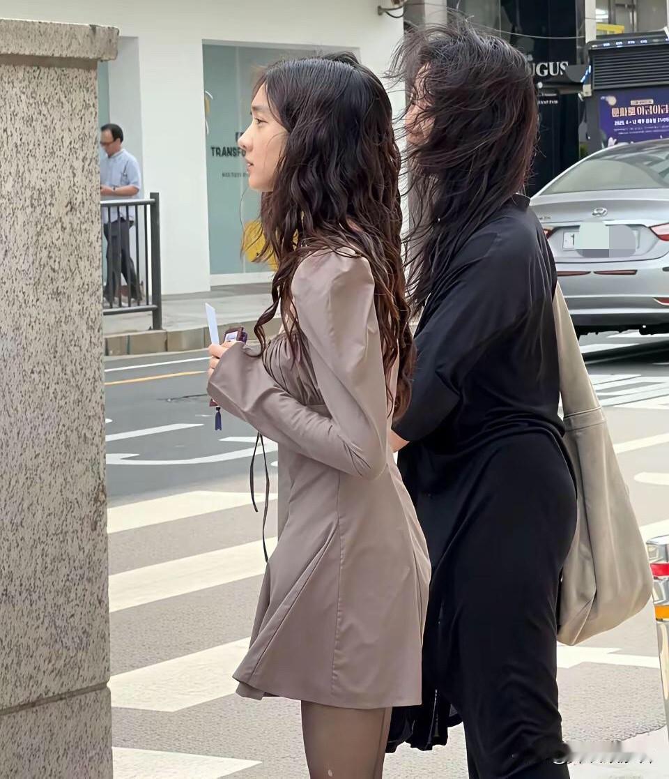 昨晚上在翻身路上逛了逛，发觉那里的摊位别有洞天，厉害的多是潮汕人，在两个方面舍得