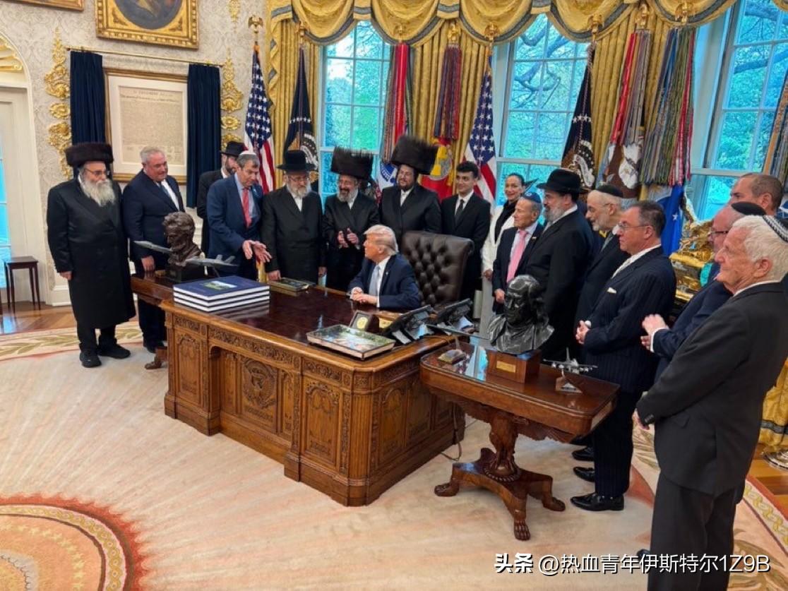 美国总统唐纳德·J·特朗普今天在椭圆形办公室会见了哈西德犹太教社区成员，几位犹太