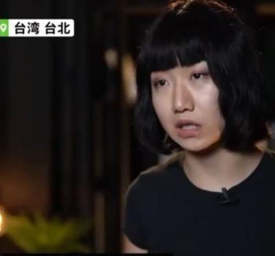 “反华妖女”！她为抹黑中国，连父母也不放过，结果在澳洲组织反华游行时，被当地警方