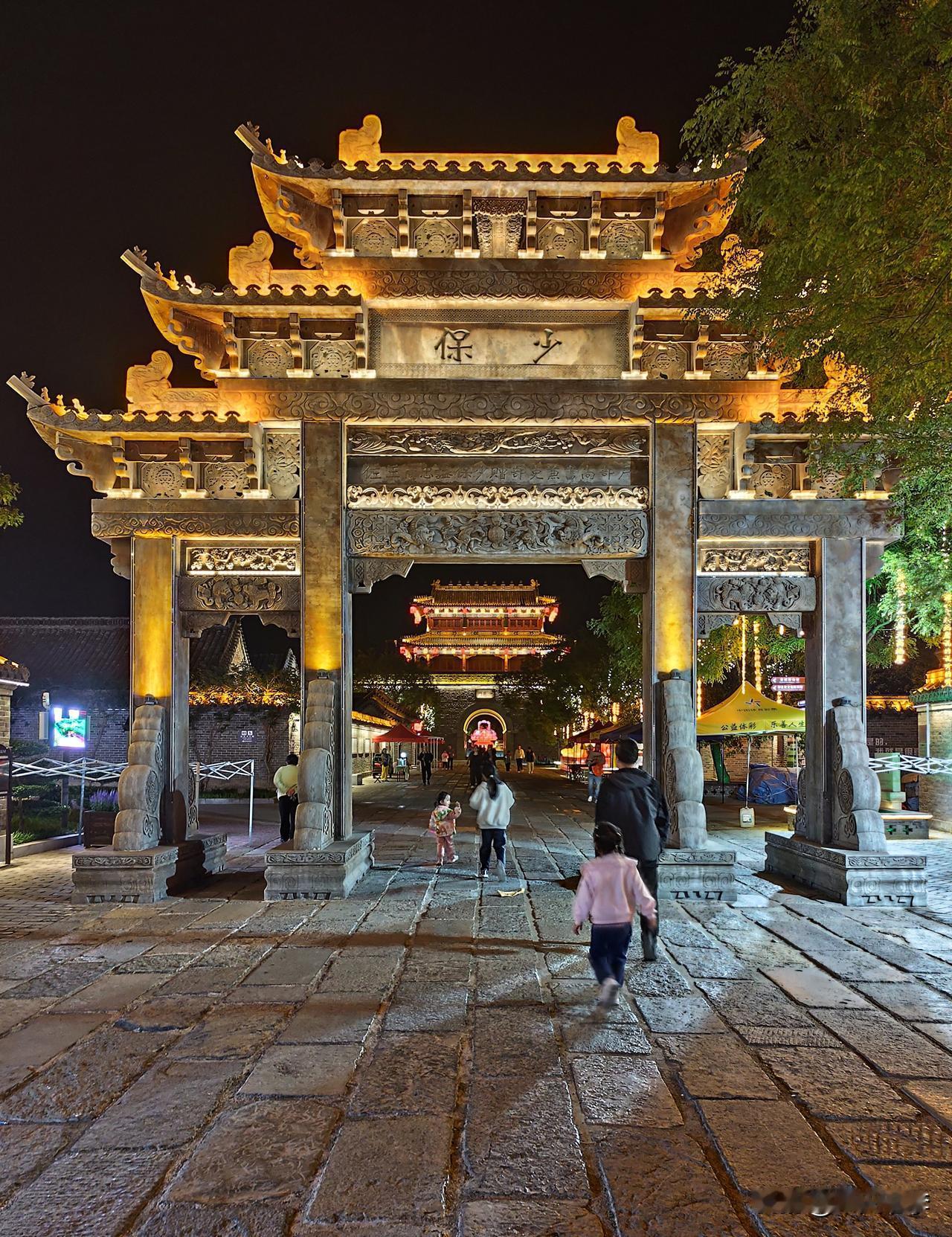 无棣古城——美丽的夜景。
鲁北的古城无棣，位于滨州市无棣县境内。今日上午我去游览