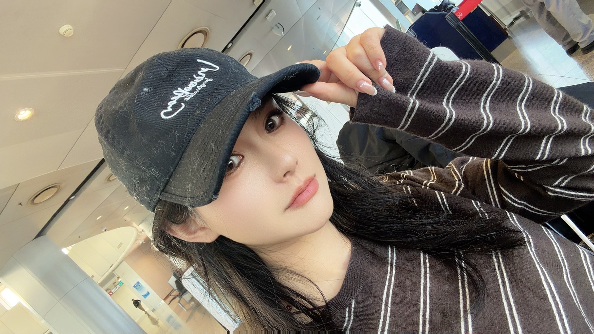 啊啊啊怎么帽子上有那么多毛毛✈️深圳啦！ 北京·首都机场T1航站楼