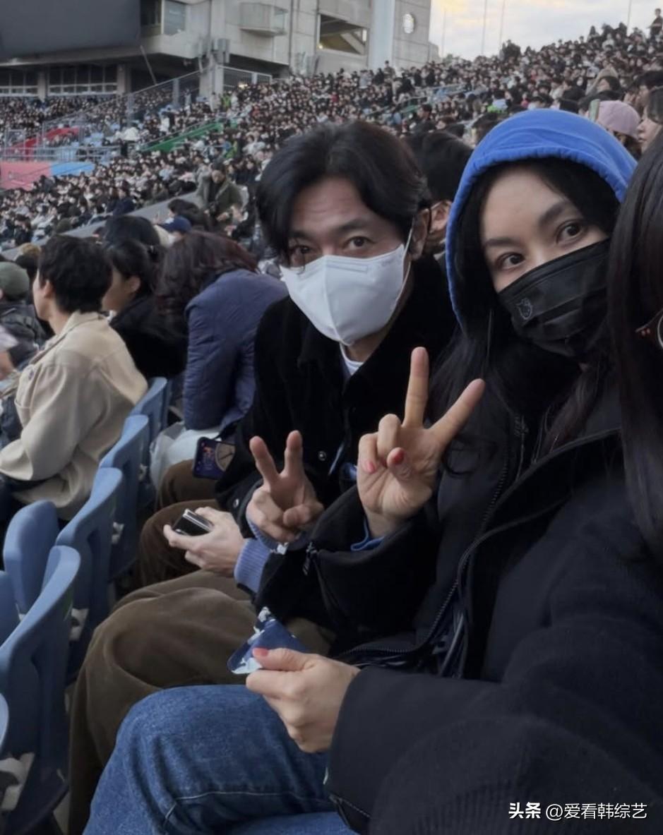 6日，演员高小英在自己的Instagram上传了多张照片。公开的照片中，高小英夫