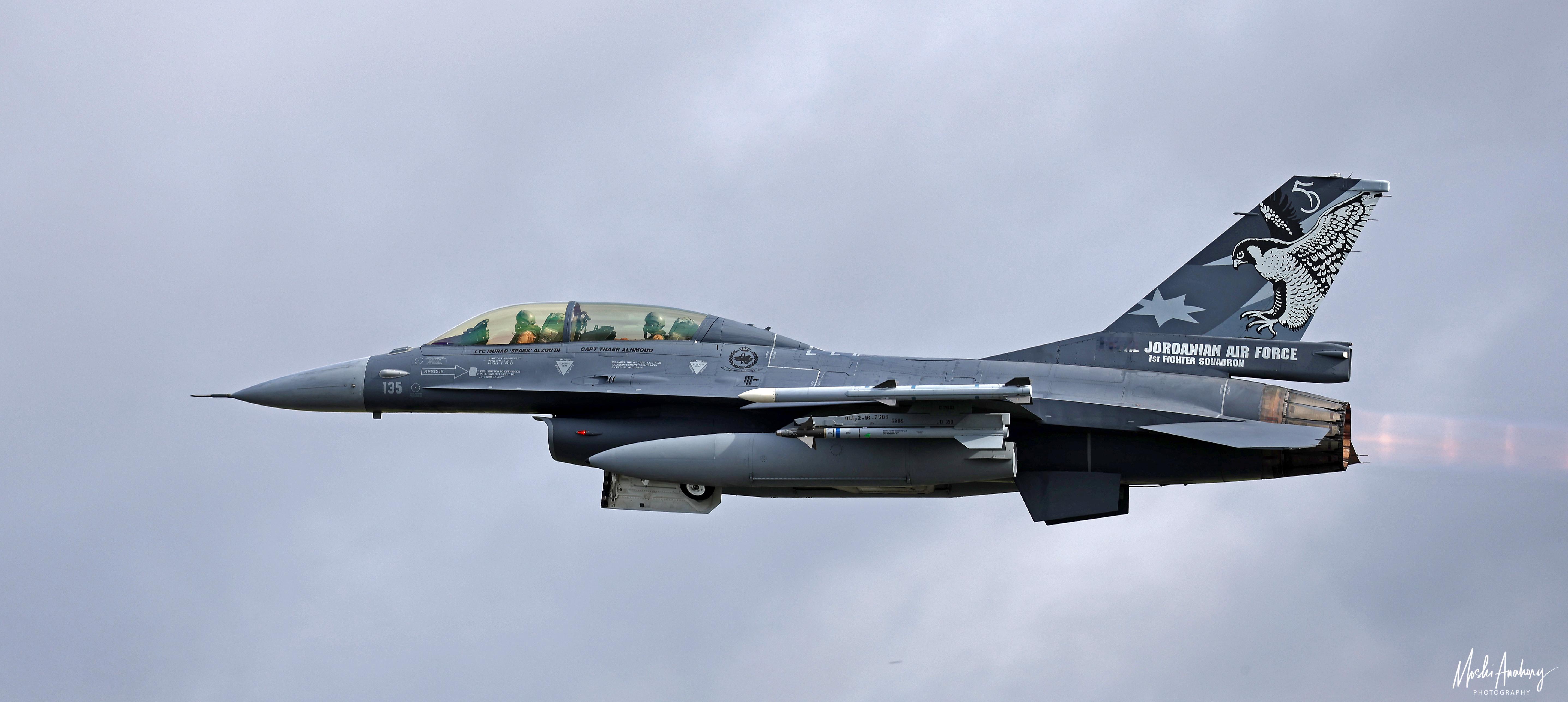 #今日战隼# 约旦皇家空军的F-16BM ​​​