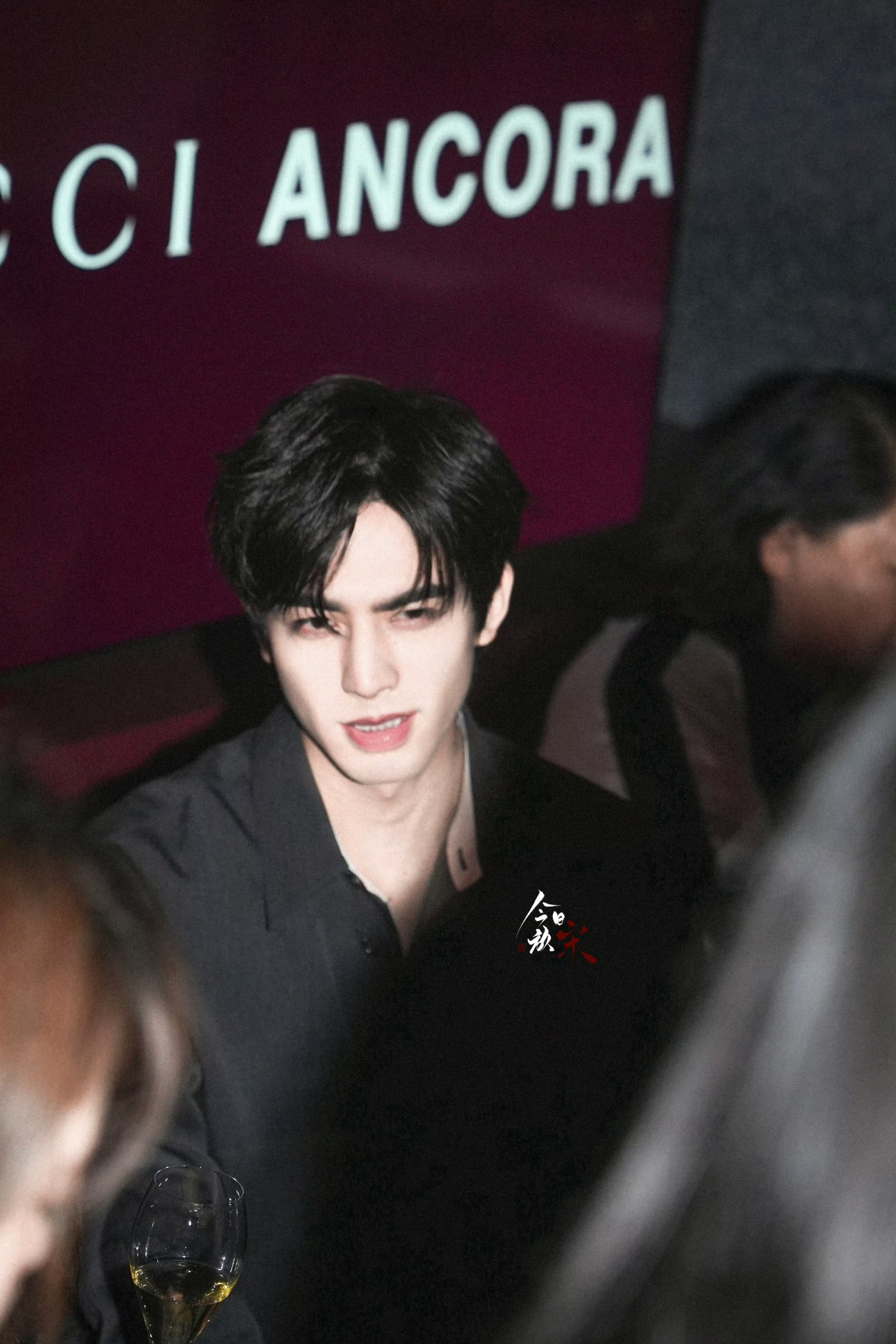 好爽的表情🙊 吸血鬼🧛🏻♂️ 