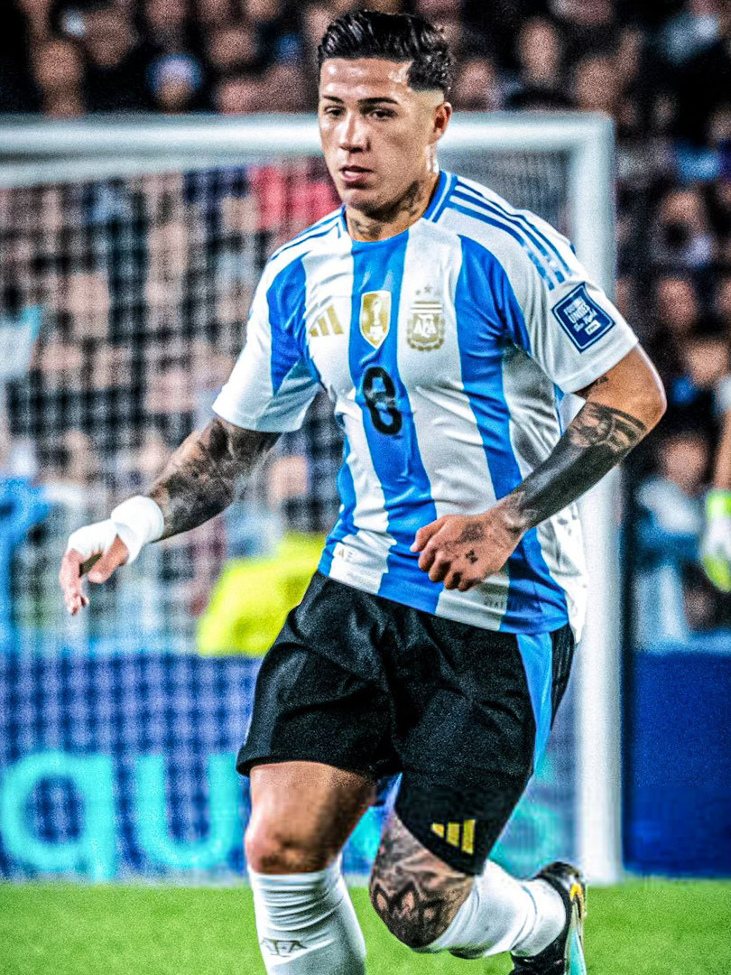 🎙恩佐在欧冠赛后被问到关于欧美杯暂停的问题：“中东有很多问题。但愿世界和平，这