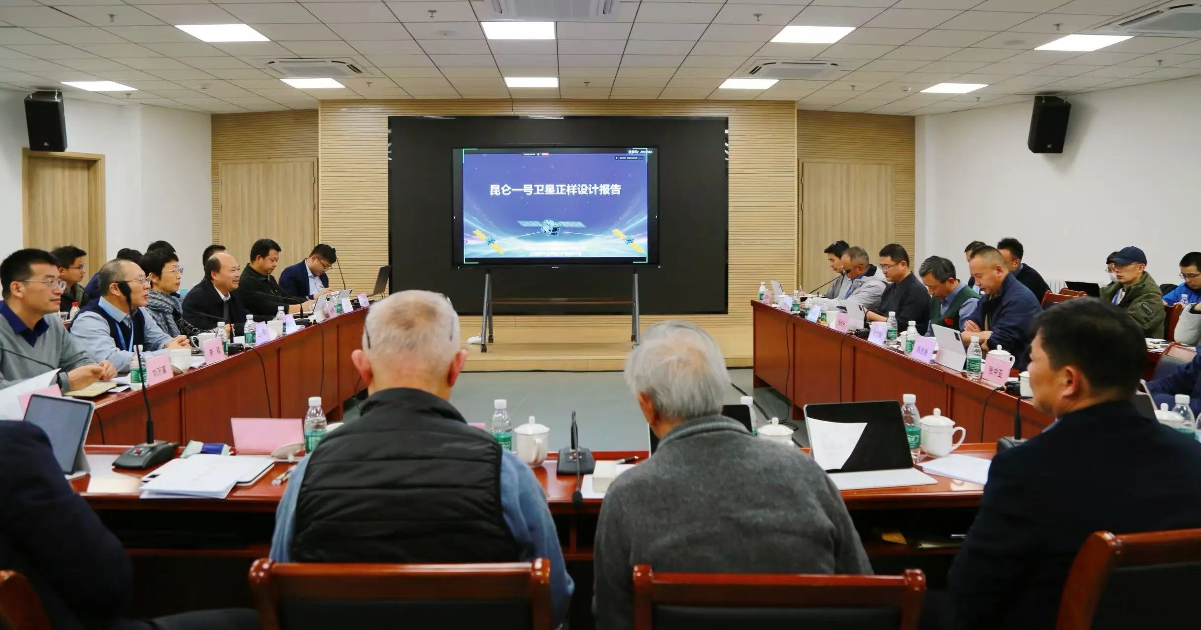 【昆仑一号卫星星座整星正样设计通过评审、中国商业航天天基中继网络迈入新征程】12