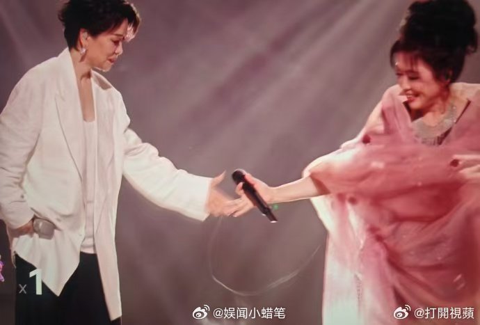 歌手总决赛毛阿敏第一次来歌手歌王之战开场落幕，毛阿敏走心输出，感谢观众理解歌者的