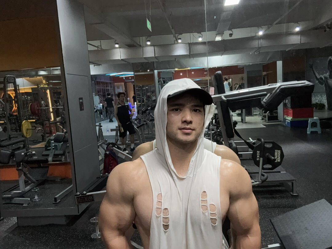 毫无训练痕迹只有拍摄技巧