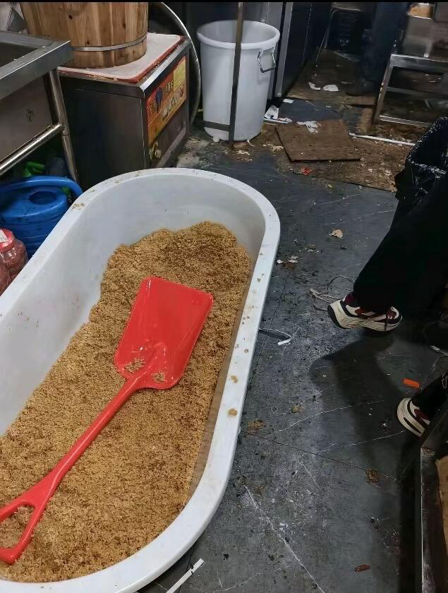 爱吃外卖炒饭的注意了 ​​​