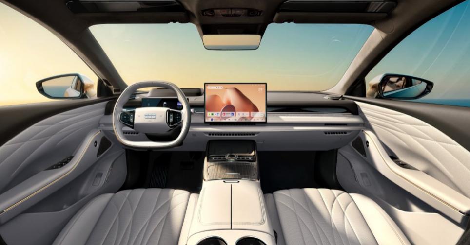 3月30日，以“中国叙事・东风设计”为主题的东风汽车全球设计创新日，在武汉举行。