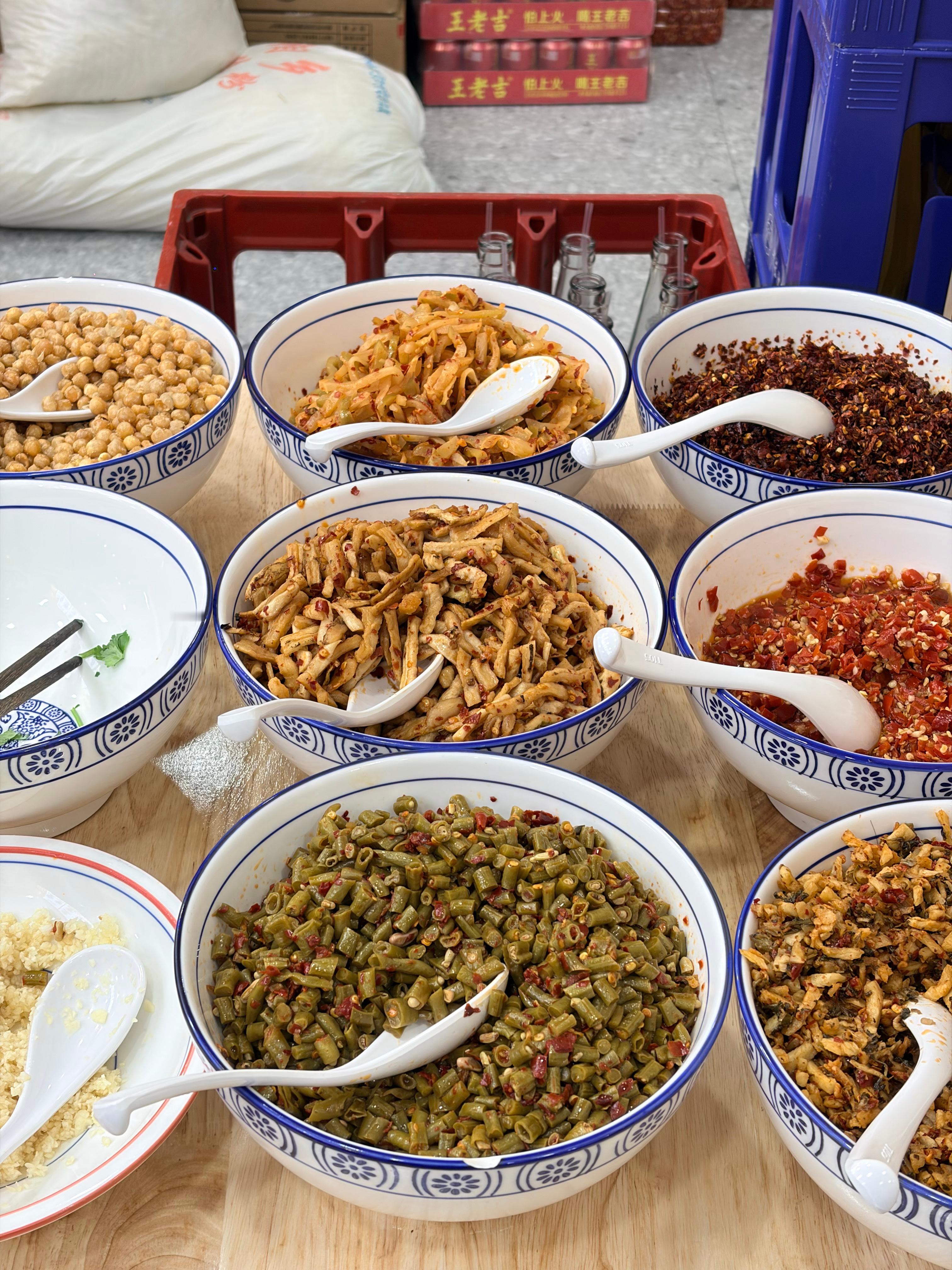 好久没起这么早了起来今天当伴郎🤵 