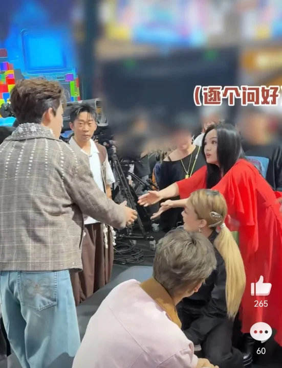 汪苏泷容祖儿徐佳莹ie分明你好星期六汪苏泷[超话]汪苏泷和徐佳莹再唱《行走的鱼》