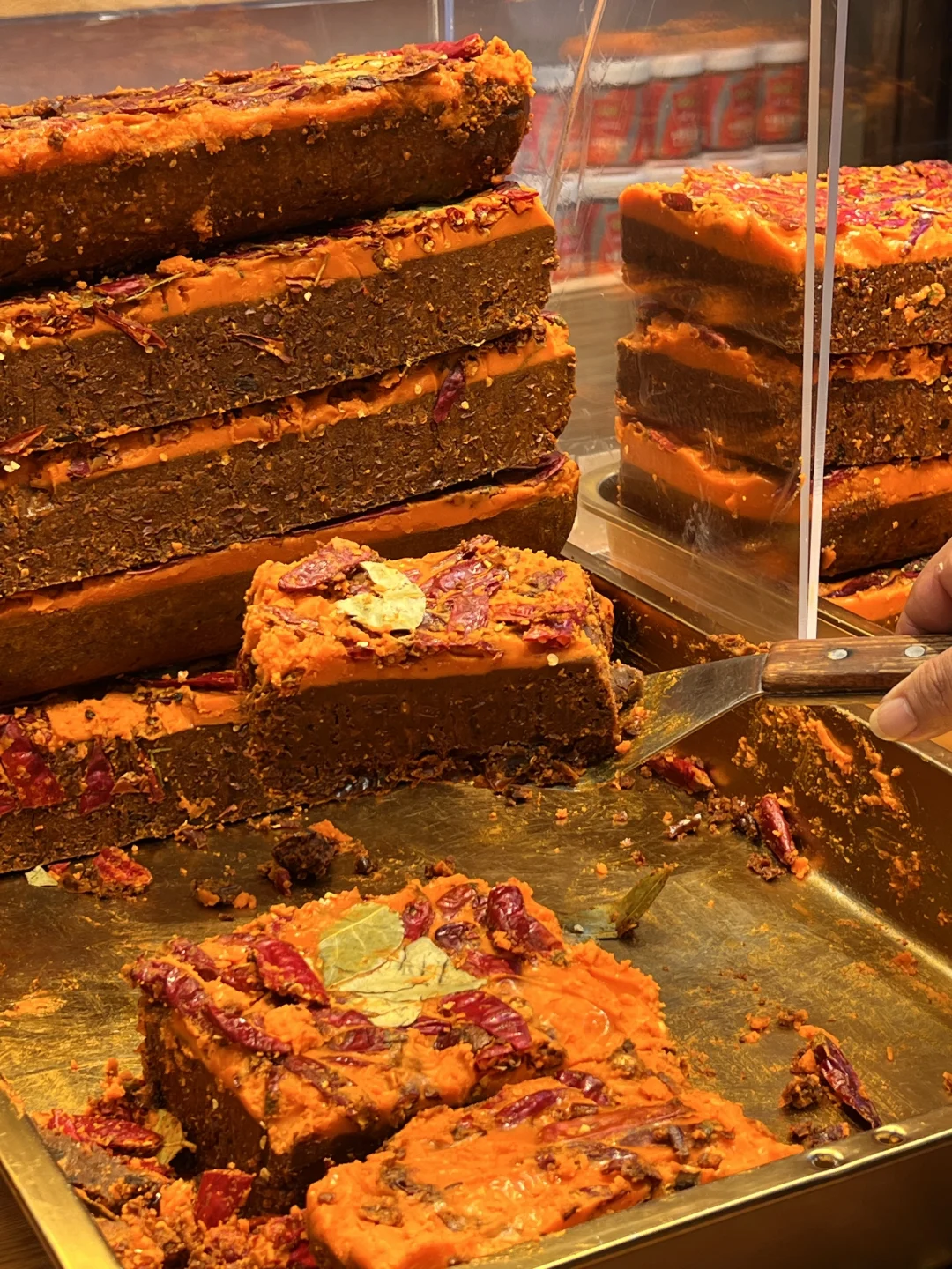 来成都宽窄高低要整一坨回去的火锅底料‼️