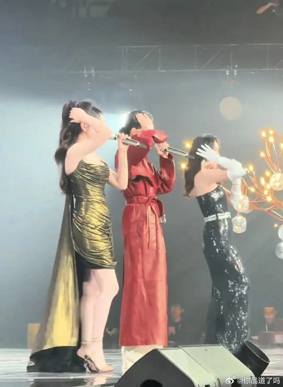 好喜欢陈妍希，胡杏儿，蓝盈莹的身材，三个姐姐都是健康，匀称的身材，姐姐们的身材才