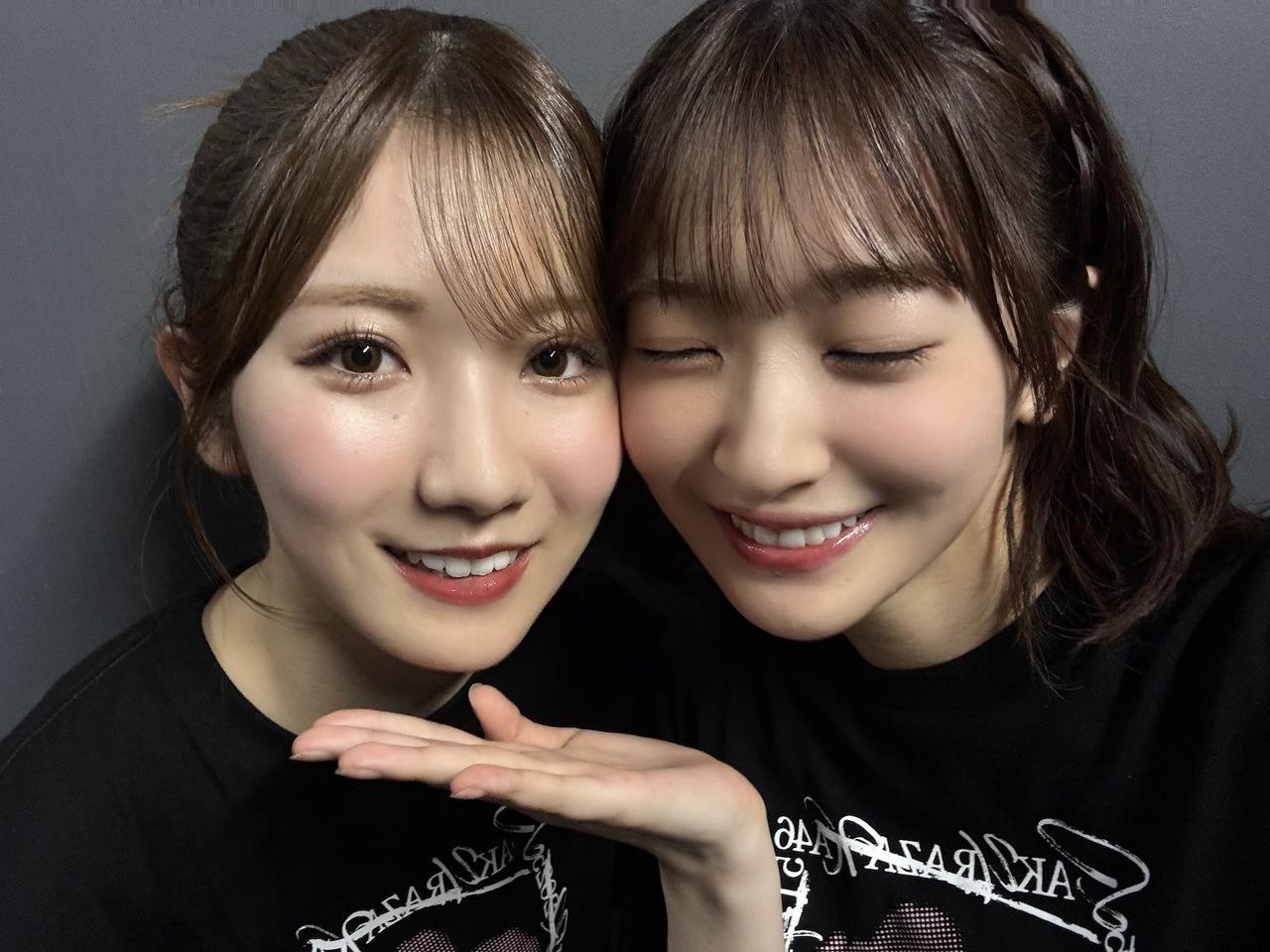 小島凪紗「以前リアルミーグリでいただいたお花。ありがとう〜そろそろ涼しくなります