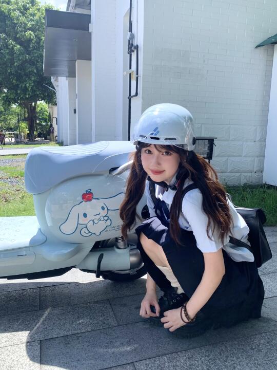 大耳狗驾到໒꒰ྀི ´ ꒳ ` ྀི꒱১ 出门兜风咯🛵💨