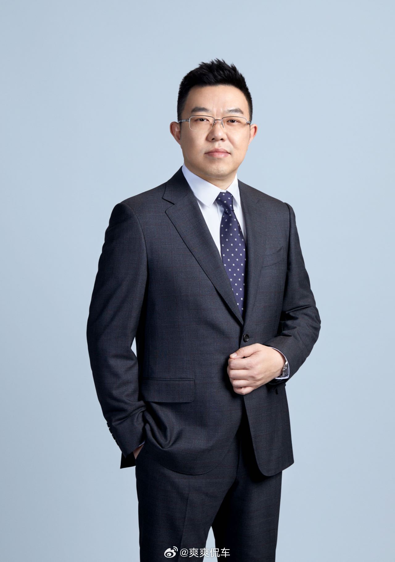 日前，沃尔沃发布人事任命调整，现任沃尔沃汽车大中华区销售公司总裁潘鹤松（Mart