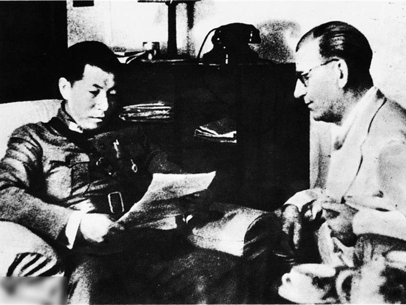 东北张将军对自己的评价颇具辩证思维。
他晚年曾说：
有人说我好，我也没那么好；