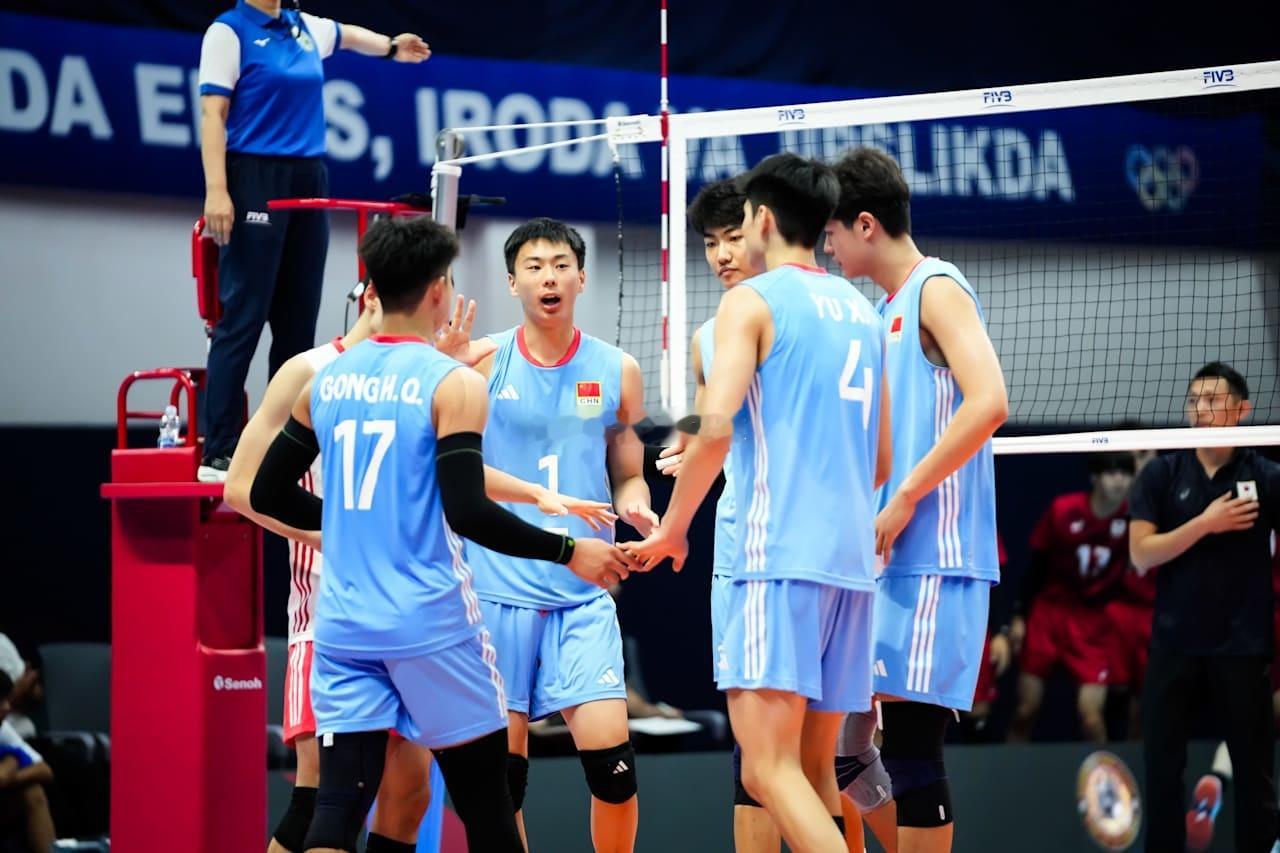 2025年U19男排世锦赛小组赛B组第五轮：中国队vs加拿大队 第一局：25-2