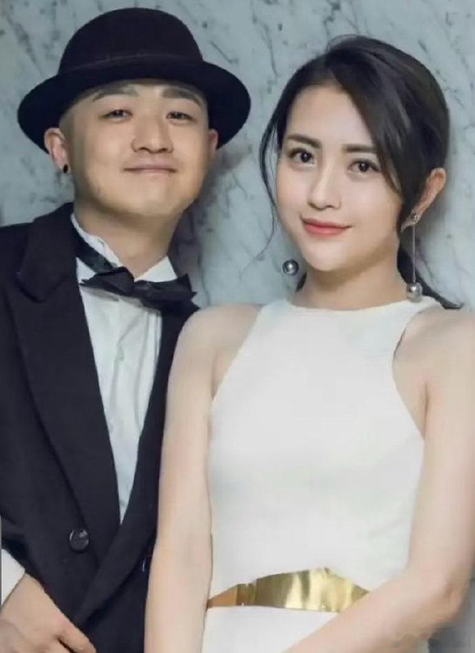 包文婧曾打三份工养家 包文婧曾打三份工养家，也是很爱了... 包文婧多次主动求婚