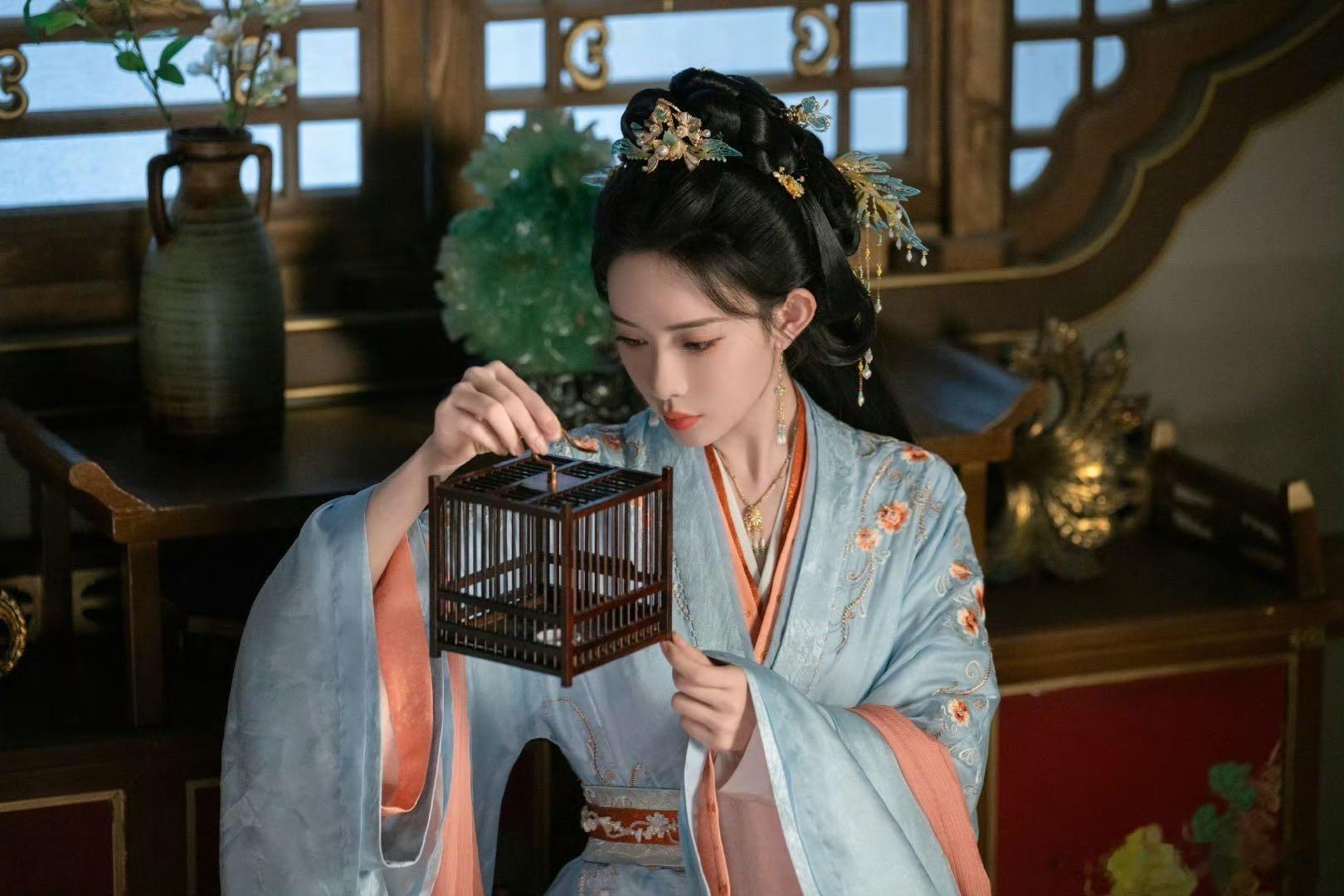 孟子义亲手为这段感情画上句号 笑不活了！孟子义给姜桃花的离婚请帖仪式感拉满，还搞