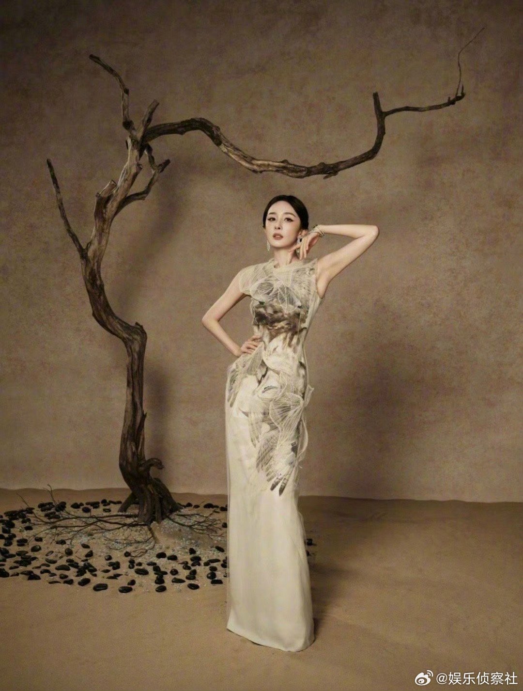 好美的😍杨幂姐姐啊，这气场好足！｜杨幂 ​​​