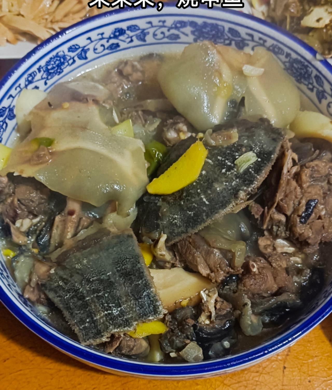 #我若拿出这个菜 
抖音让我们养成了先发个视频，再开吃的习惯