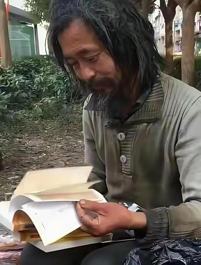 竟然没有“网络黑嘴”敢蹭沈巍的热度

近日，沈巍出行得到了一众网友的同行，没有团