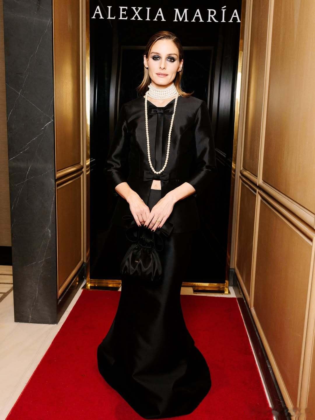 olivia palermo奥利维亚巴勒莫在纽约主持了一场ALEXIA MARÍ